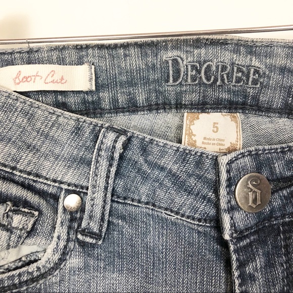 Decree Light Wash Mid Rise Boot Cut Jeans 5 - Picture 8 of 8
